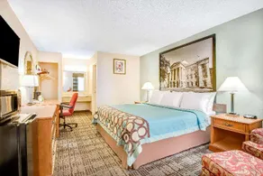 Super 8 by Wyndham Raleigh - Image 5