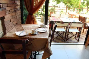 Philoxenia Hotel & Studios - Image 2