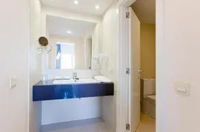 Sirenis Seaview Country Club - Image 5