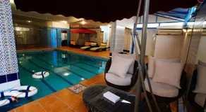 Al Muhaidb Black Box Hotel - Image 4