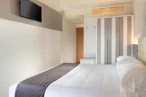 Hotel Ascot - Image 2
