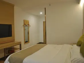 GreenTree Inn Heze Changcheng Road Tianhua E-commerce Logistics Park Express Hotel - Image 3