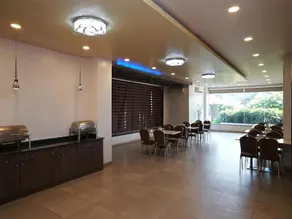 Hotel Solitaire by OYO Rooms - Image 3