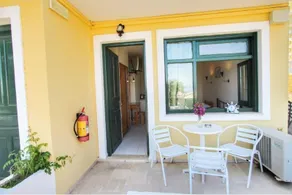 Avra Paradise Aparthotel - Image 5