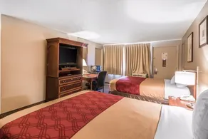 Rodeway Inn & Suites Yakima - Image 2