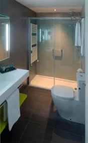 Hotel Cristina - Image 2