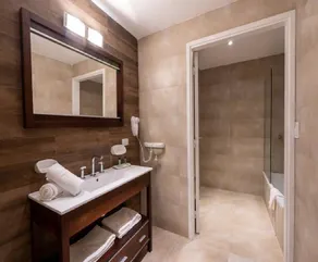 Howard Johnson by Wyndham La Plata - Image 4