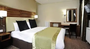 London Bloomsbury Square Hotel by IHG - Image 4