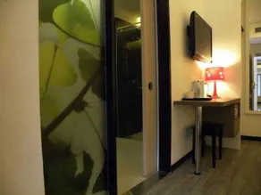 HelicoNia Hotel - Image 4