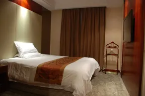 Byfond Hotel - Image 4