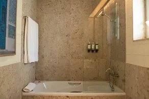 Domes Lake Residence Algarve - Image 2