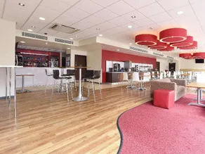TRAVELODGE LONDON STRATFORD - Image 4