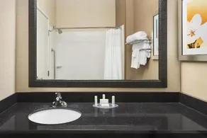 Fairfield Inn Racine - Image 2