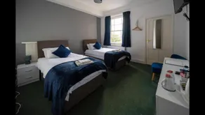 OYO Lord Kitcheners Guest House - Image 2