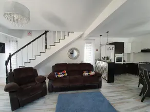 Fox Valley Villa - Image 5