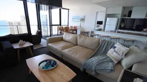 Cavill Avenue Private Apartments - Image 3