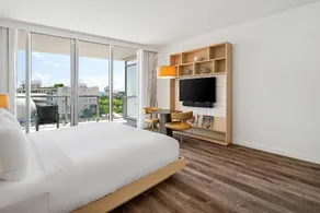The Gabriel Miami Downtown, Curio Collection by Hilton - Image 4