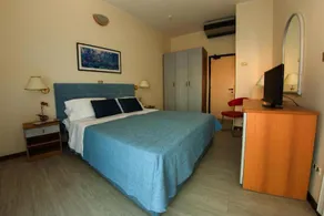 Hotel Majestic - Image 2