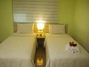 Sky Hotel Jogja - Image 2