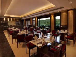 Golden Tulip Chandigarh Panchkula - Image 2
