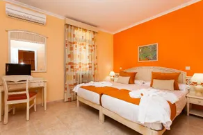 Villa-Mar Hotel - Image 5