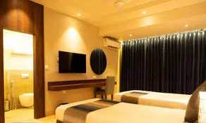 Hotel Cosmique - Image 2