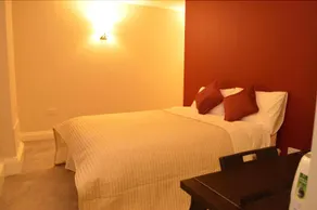 Top Night Hotel - Image 3