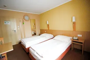 Jägerhof - Image 4