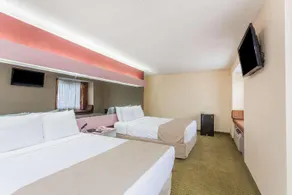 Cedar Bluff Inn - Image 5