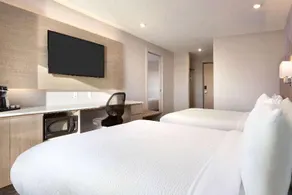 Days Inn by Wyndham Calgary North Balzac - Image 3