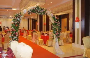 Sanflowery Hotel Guangzhou - Image 3
