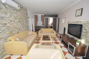 D&D Apartments Budva 1 - Image 3