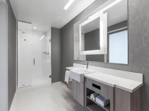 Springhill Suites Auburn - Image 2