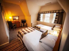 Savoy Park Hotel - Image 4
