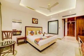 FabHotel Prime The King's Court - Image 5