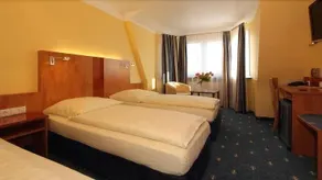 Hotel Astro - Image 2