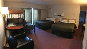 Travelodge by Wyndham Hope - Image 2
