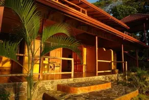 El Remanso Rainforest & Wildlife Lodge - Image 1