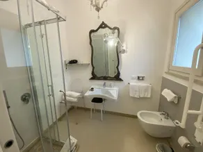 Scilla Maris Charming Suites-Restaurant - Image 2
