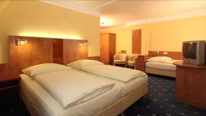 Hotel Astro - Image 4