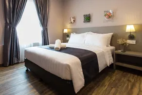 DK Hotel by OYO Rooms - Image 3