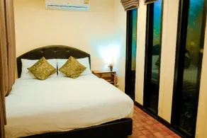 Hua Hin In Boxes - Image 3