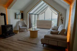 Wood Life Bungalow - Image 2
