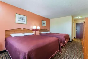 Howard Johnson By Wyndham Airport - Image 5