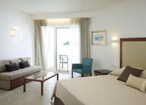 Sunrise Pearl Hotel & Spa - Image 2