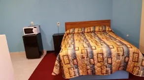 Relax Inn Motel - Image 2