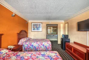 OYO Hotel Crowley LA I-10 - Image 3