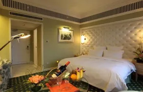 Nanjing Grand Hotel - Image 2