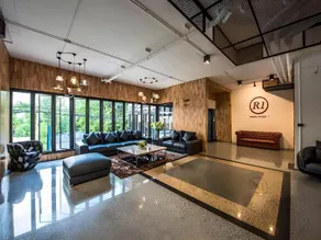 R1 Boutique Serviced Apartment - Image 4
