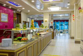 Santa Beach Hotel - Image 3